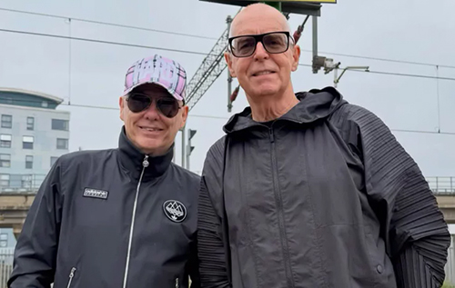 Британський гурт Pet Shop Boys висміяв вибори в Росії у новій пісні